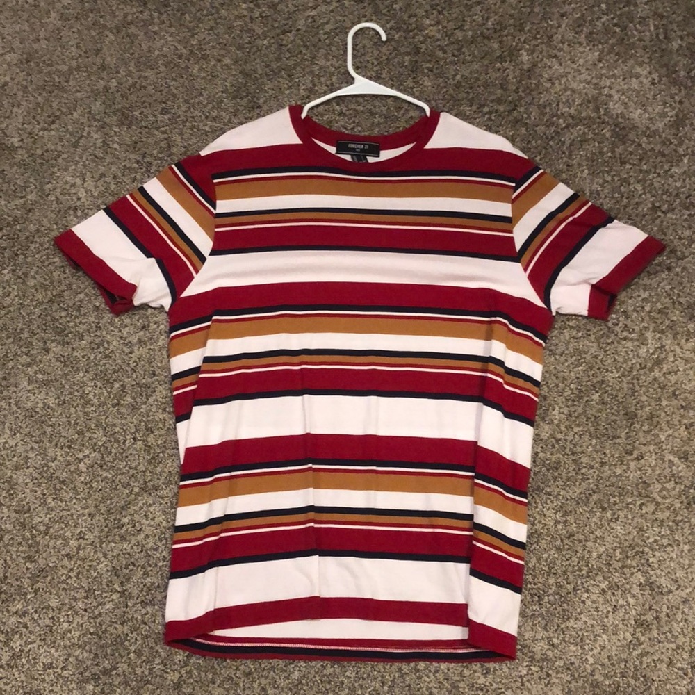 Forever 21 T-Shirt